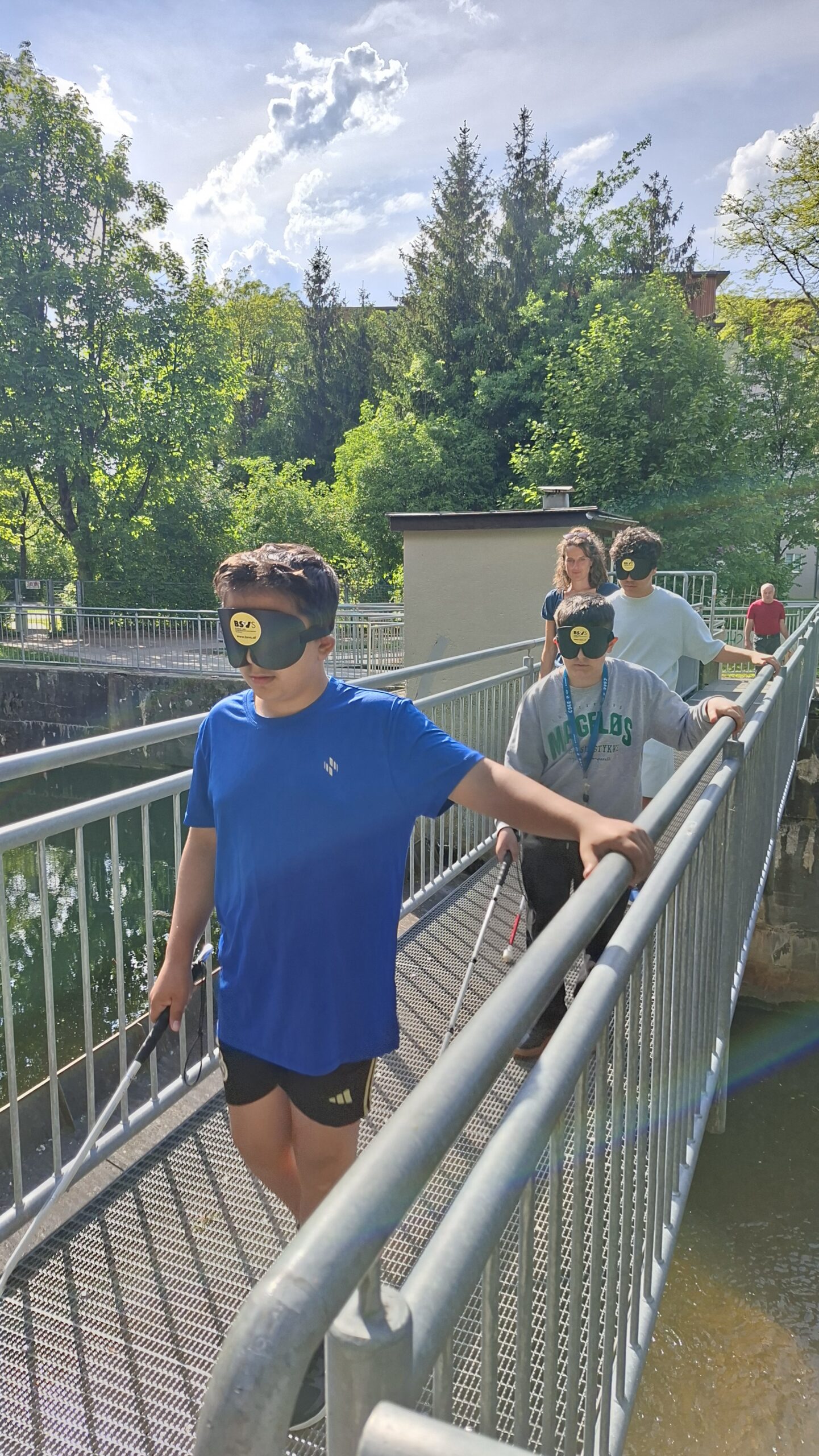 Inklusionsbotschafter:innen zu Besuch im KIZ/JUZ Lehen
