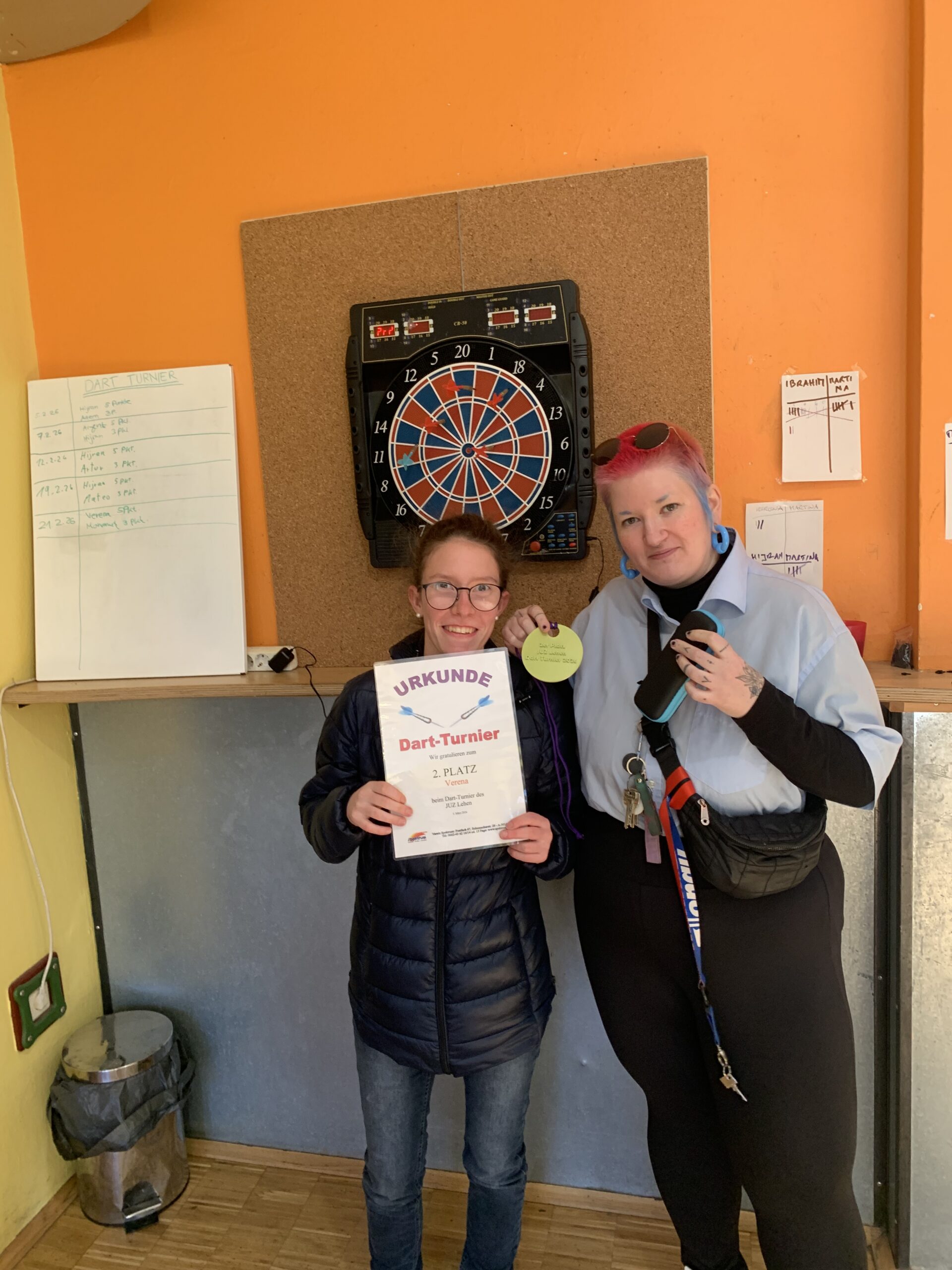 Dart­pro­fis zu Gast im JUZ Lehen!